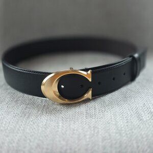 Coach Sculpted C gold Buckle Black belt